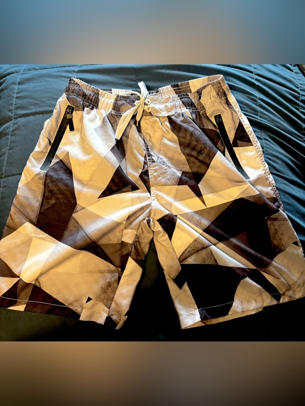 Men's Geometric Black & White Swim Shorts size Medium